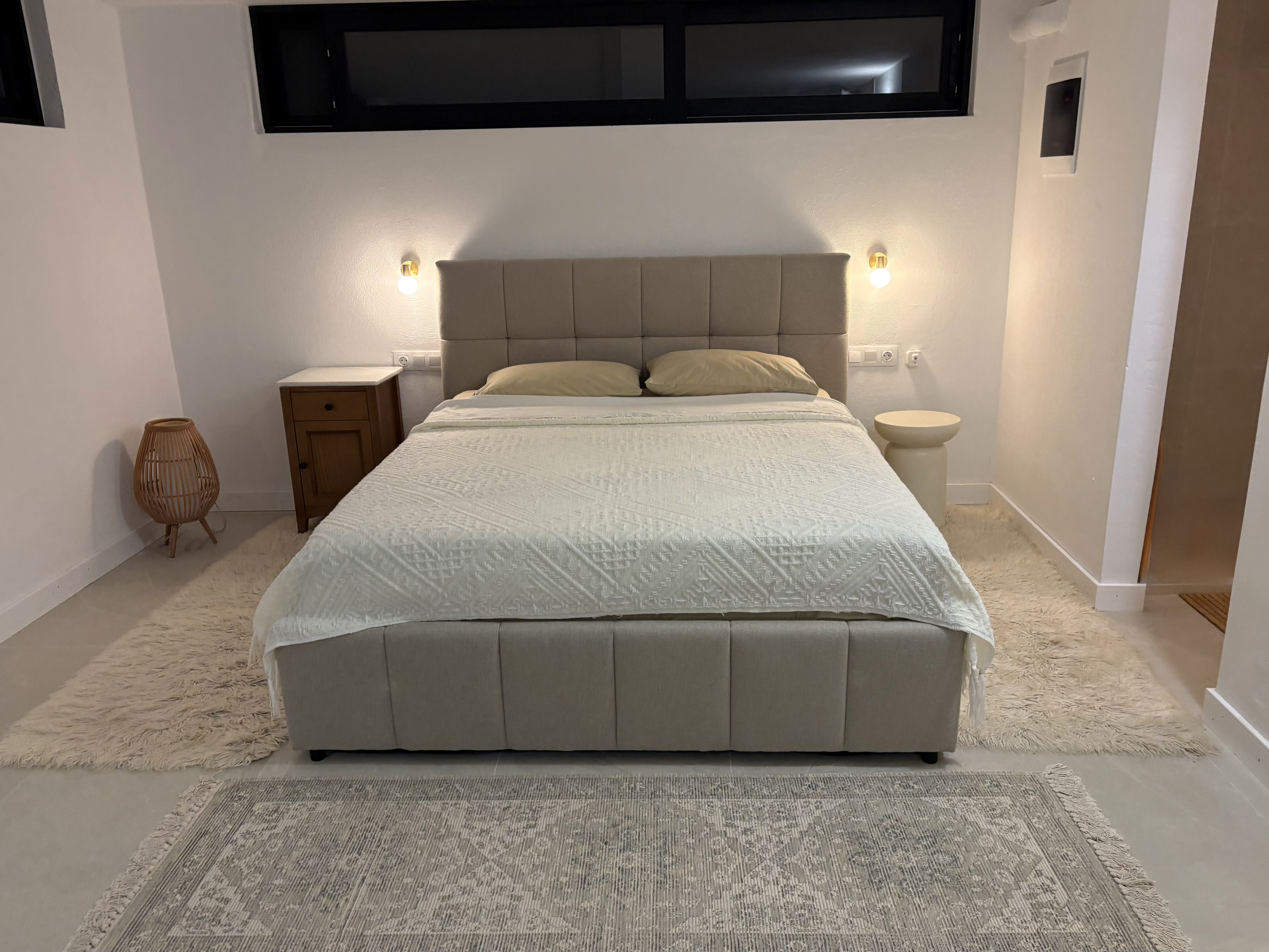 Bedroom detail